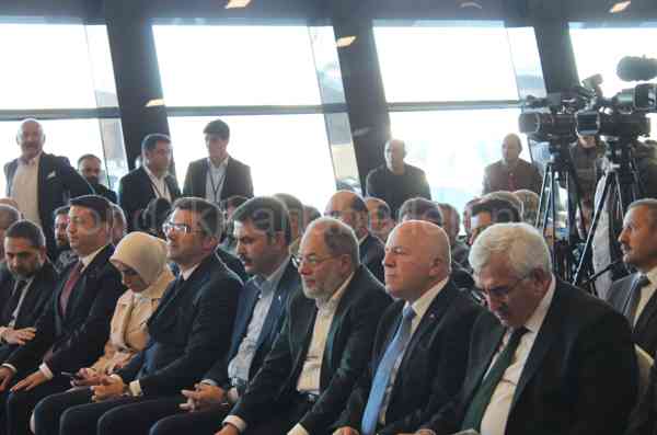 Uluslararası Recep Tayyip Erdoğan Fuar Merkezi'nde düzenlenen Erzurum 2022 Kitap Fuarı açılışında