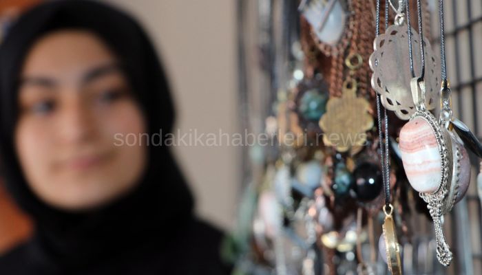 Taşların İçi ile Dışı Farklı Oluyor