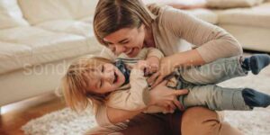 Kendimizi Gıdıklarken Neden Gülmüyoruz