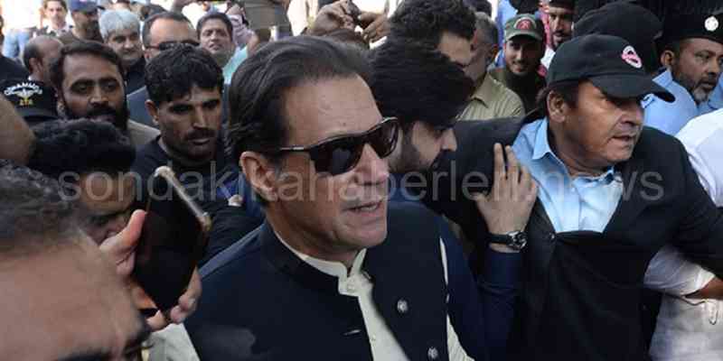 t İslamabad’a yürüyüş gerçekleştirecekti