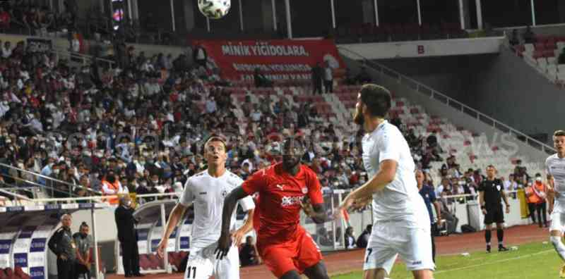 Rıza Çalımbay’ın Açıklaması Medyada Yoğun Tepki Gördü 3 Sivasspor Konferans Ligi