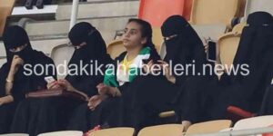 Suudi Arabistan'da sınavlara çarşafla girmek Yasaklandı