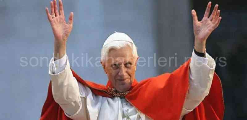 Eski Papa 16. Benedictus
