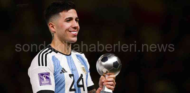 Enzo Fernandez Rekor Bedelle Chelsea’ye Transfer Oldu! 2 Enzo Fernandez Turnuvanın En Genç Oyuncusu Ödülü