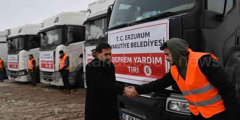 Başkan Mahmut Uçar 7 Tırı Elleriyle Deprem Bölgesine Uğurladı