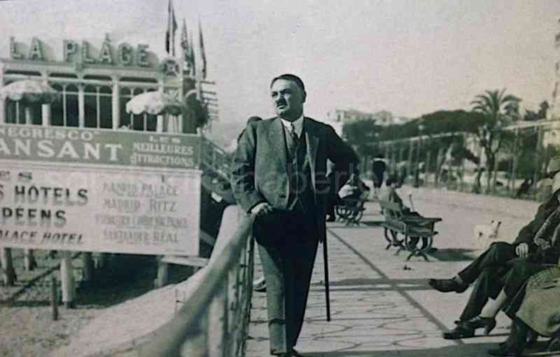 Yahya Kemal'in Paris Hayatı