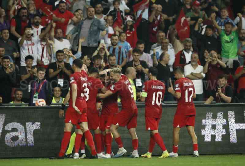 A Milli Futbol Takımı Galler'i 2-0 Mağlup Etti