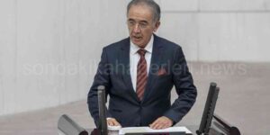 Ahat Andican İyi Partiden İstifa Etti