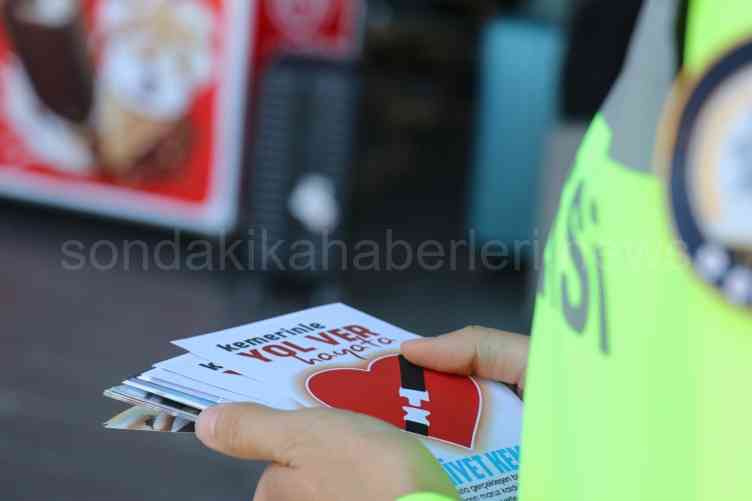 Emniyet Kemeri Takmanın Önemini Anlatan Broşürler Dağıtıldı