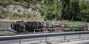 Erzurum'daki Feci Kazada 2 Kişi Hayatını Kaybetti