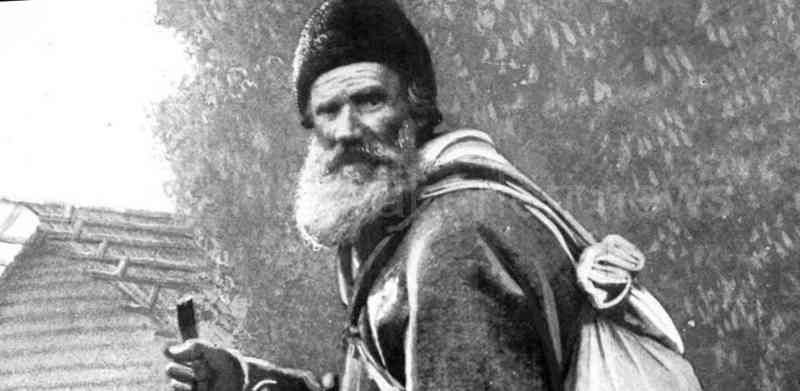 Tolstoy Hangi Edebi Akımın Temsilcisi?